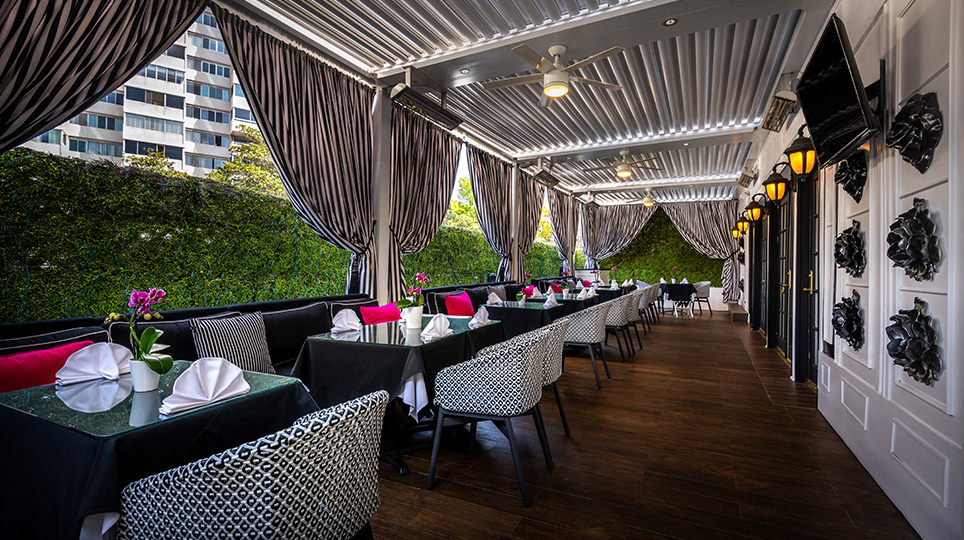  Dining Options Near Beverly Hills Plaza Hotel & Spa